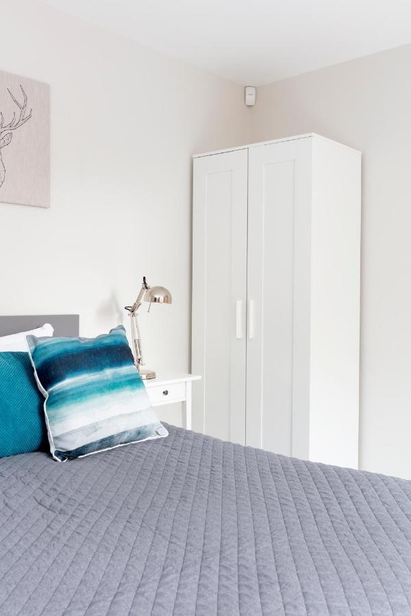 Fabulous Town House With Parking Casa de Férias Windsor